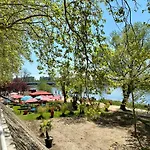 F1 Avec Terrasse Et Vue Sur Jardin Arbore - Fraicheur Naturelle Du Rez De Jardin - Parking Apartmán Bellerive-sur-Allier