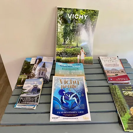 Ecrin De Verdure Aux Portes De Vichy - F1 Privatif Avec Terrasse & Parking Gratuit- Fraicheur Naturelle En Ete- Confort * Bellerive-sur-Allier